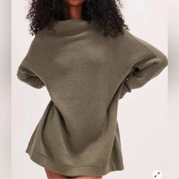 Free People Slouchy Ottoman Tunic Olive Green Turtleneck Sweater - Picture 1 of 8